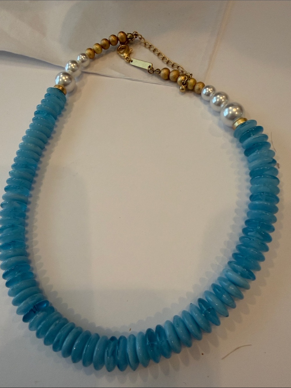 Turquoise Bead Disc Necklace - Unbranded Women’s Jewelry - Picture 2 of 3